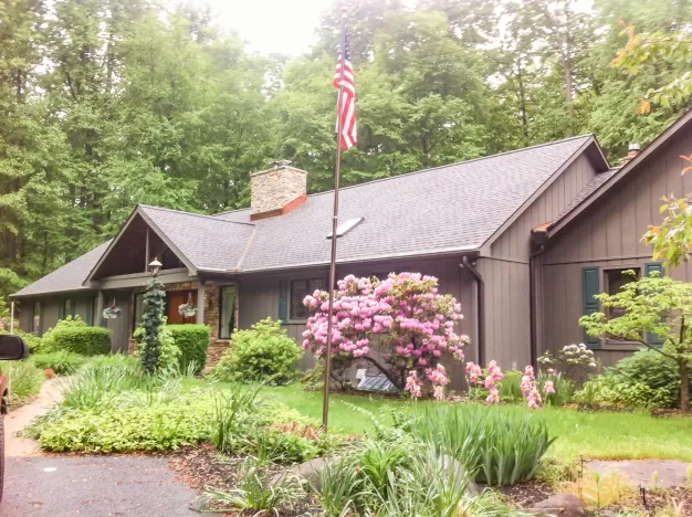 A house with williamsburg slate shingles