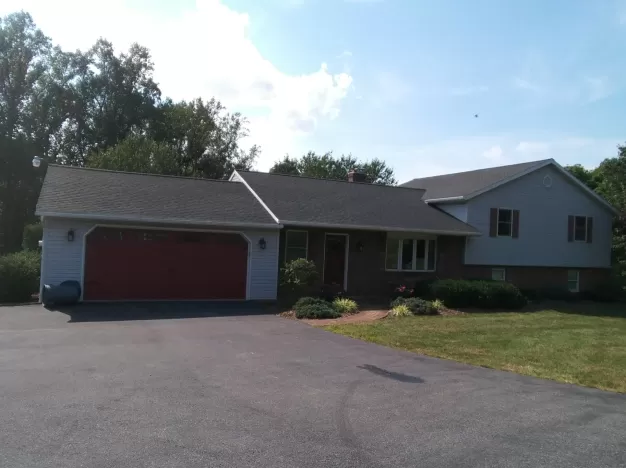 House Shingle Roof